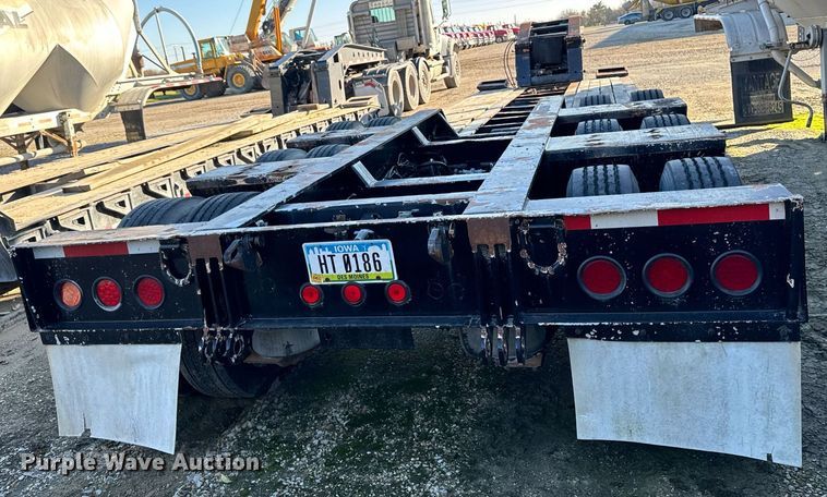 image for item DW2426 1995 Trail King Lowboy equipment trailer