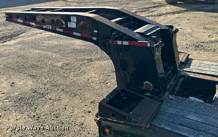 image for item DW2426 1995 Trail King Lowboy equipment trailer