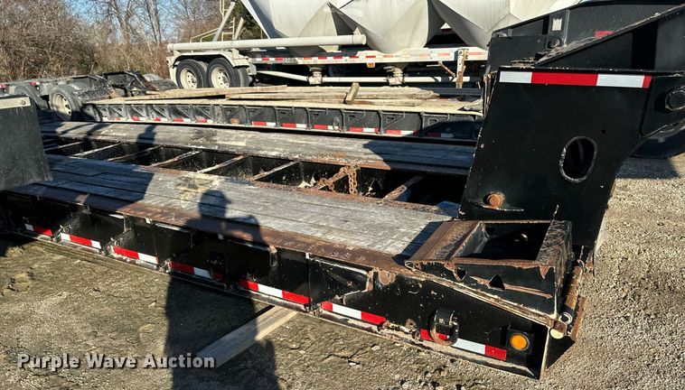 image for item DW2426 1995 Trail King Lowboy equipment trailer