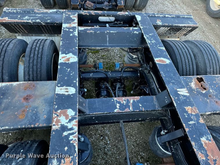 image for item DW2426 1995 Trail King Lowboy equipment trailer