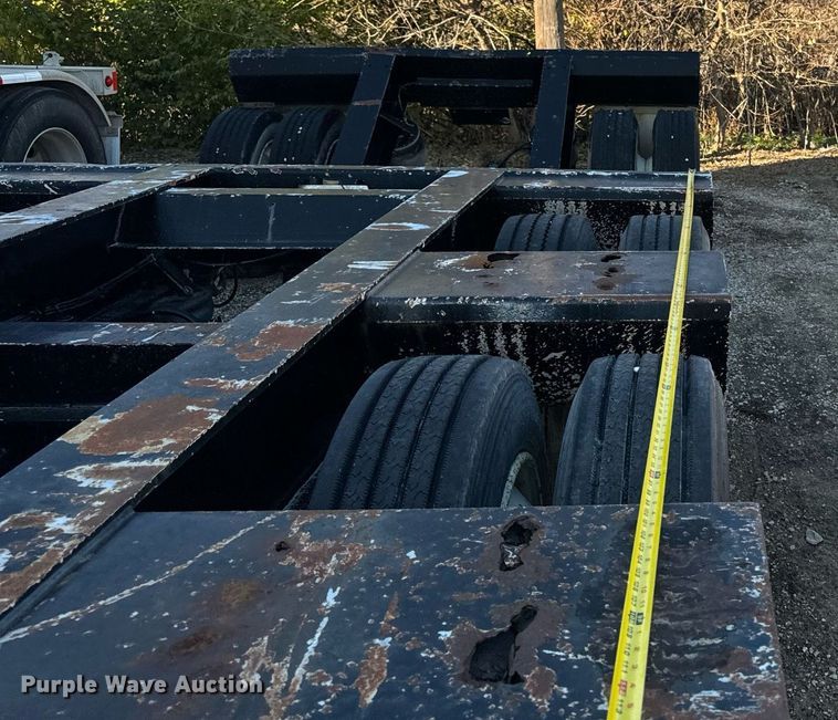 image for item DW2426 1995 Trail King Lowboy equipment trailer