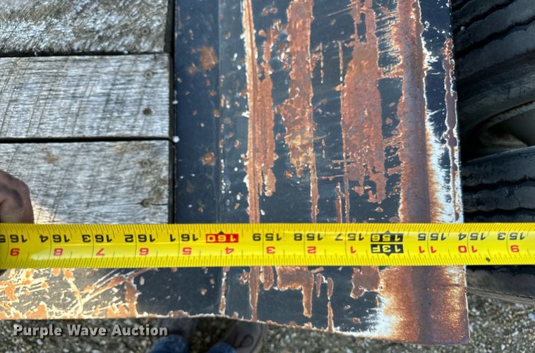 image for item DW2426 1995 Trail King Lowboy equipment trailer