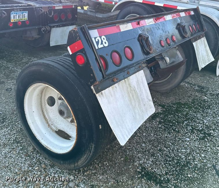 image for item DW2426 1995 Trail King Lowboy equipment trailer