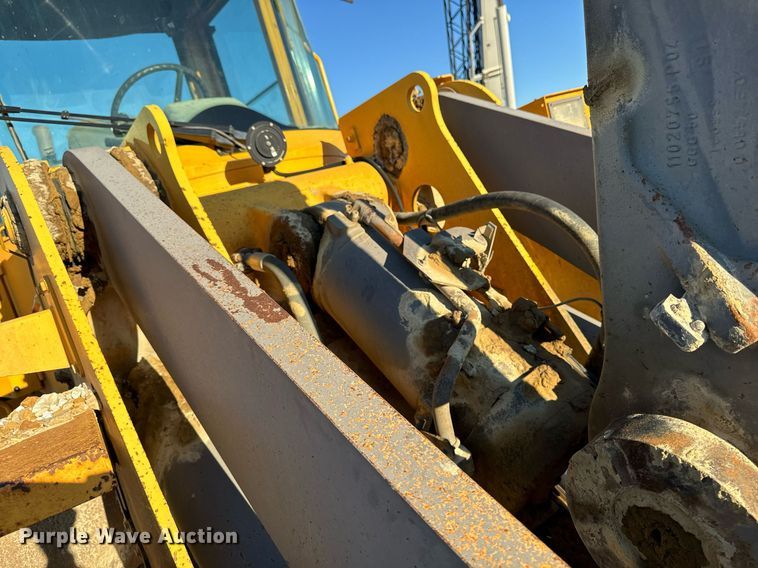 image for item DW2427 2000 Volvo L120C wheel loader