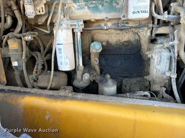 image for item DW2427 2000 Volvo L120C wheel loader