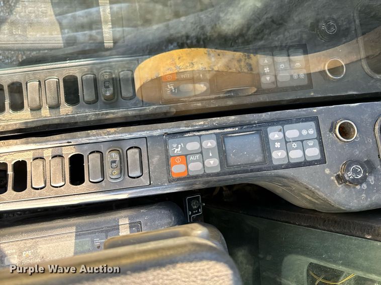 image for item DW2428 2008 Caterpillar 365C L excavator