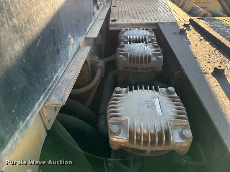 image for item DW2428 2008 Caterpillar 365C L excavator