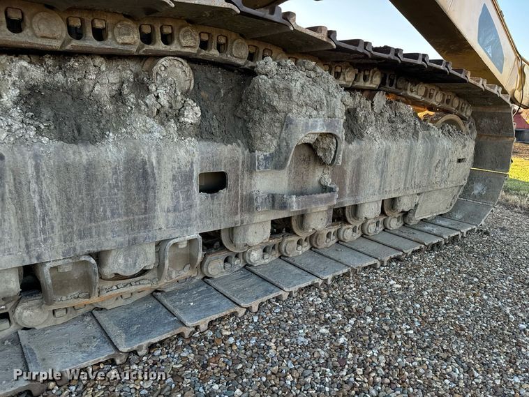 image for item DW2428 2008 Caterpillar 365C L excavator