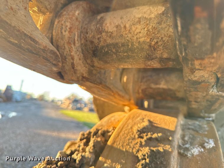 image for item DW2428 2008 Caterpillar 365C L excavator