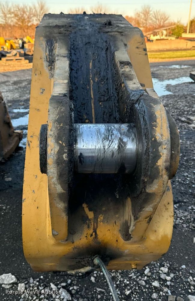 image for item DW2428 2008 Caterpillar 365C L excavator