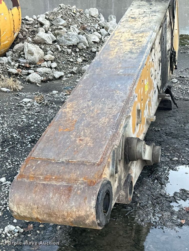 image for item DW2428 2008 Caterpillar 365C L excavator