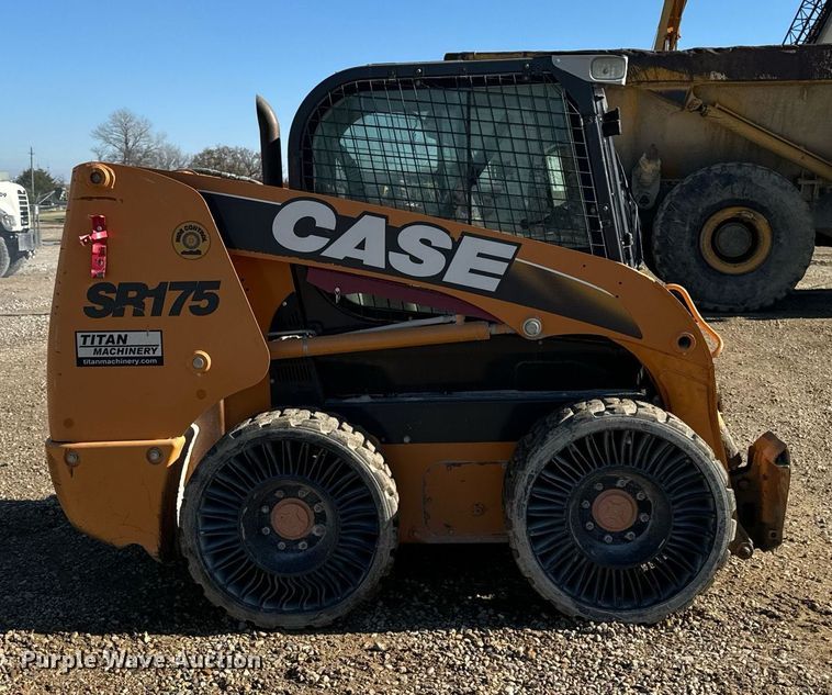 image for item DW2430 2011 Case SR175 skid steer loader