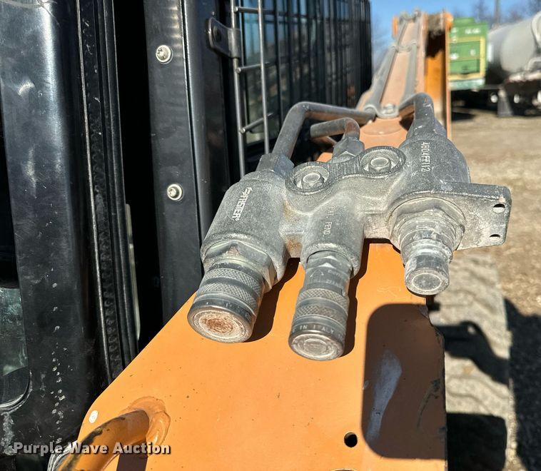 image for item DW2430 2011 Case SR175 skid steer loader