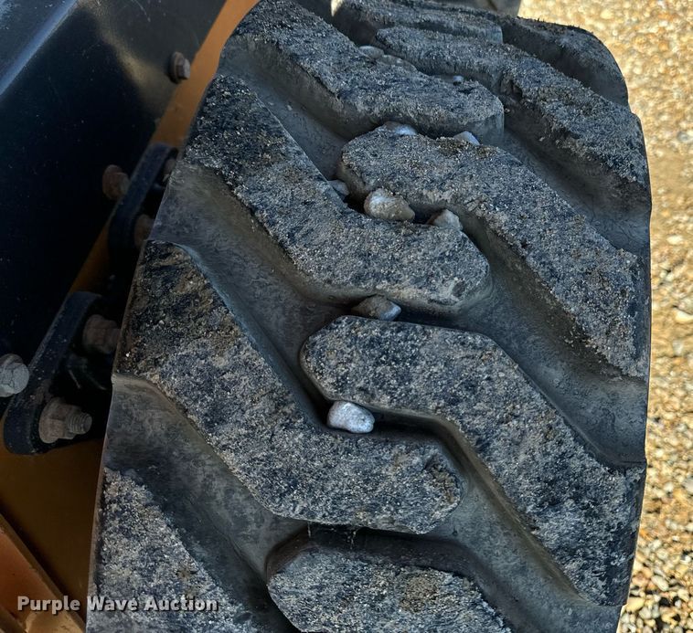 image for item DW2430 2011 Case SR175 skid steer loader