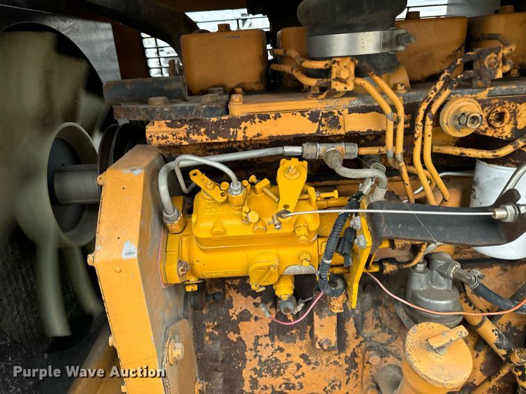 image for item DW2434 2003 Waldon Sweepmaster 250 broom