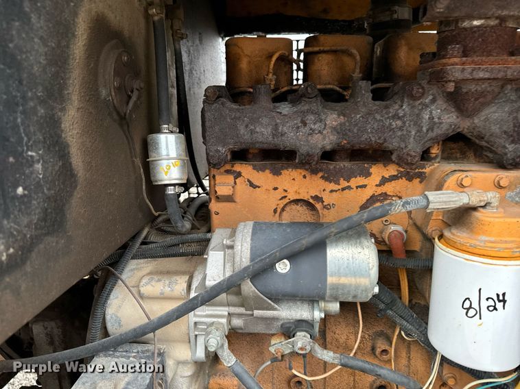 image for item DW2434 2003 Waldon Sweepmaster 250 broom