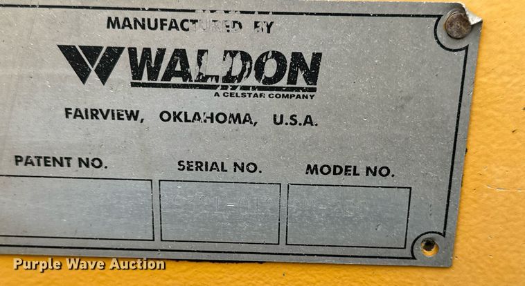 image for item DW2434 2003 Waldon Sweepmaster 250 broom