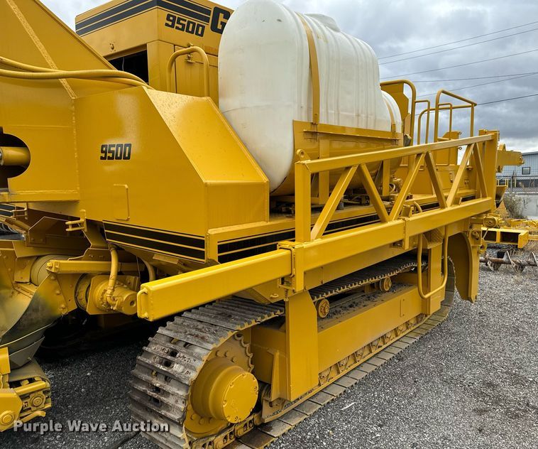 image for item DW2435 1988 Gomaco 9500 trimmer