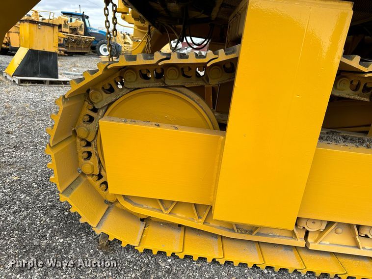 image for item DW2435 1988 Gomaco 9500 trimmer