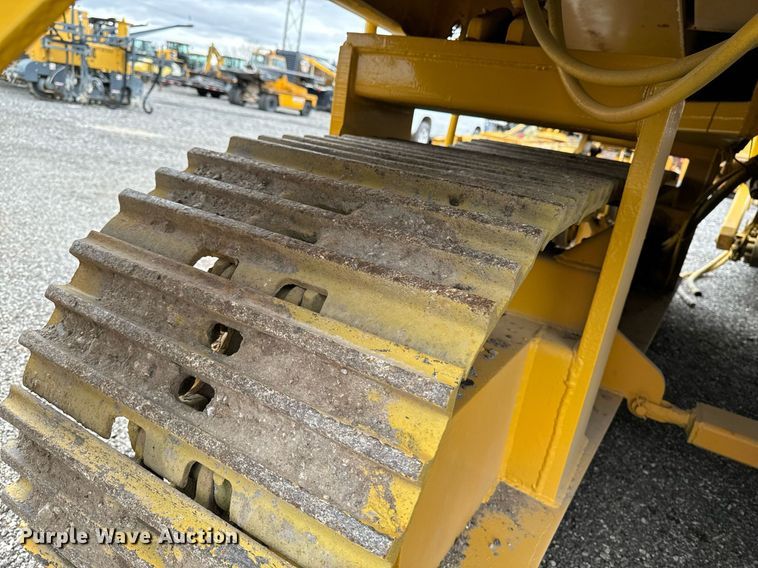 image for item DW2435 1988 Gomaco 9500 trimmer