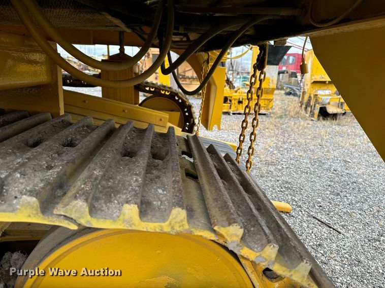 image for item DW2435 1988 Gomaco 9500 trimmer