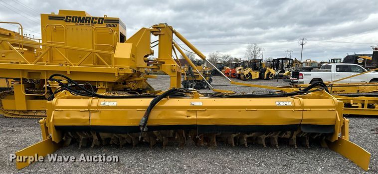 image for item DW2435 1988 Gomaco 9500 trimmer