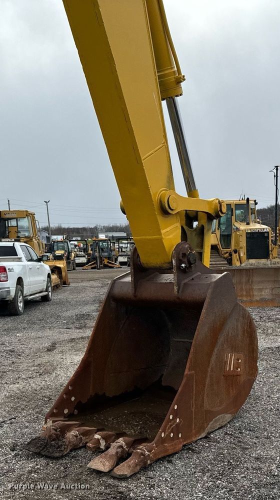 image for item DW2436 2003 Komatsu PC400 excavator