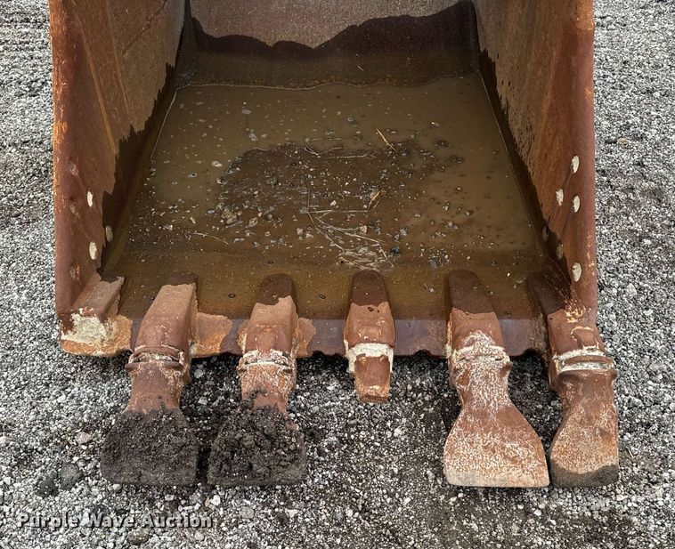 image for item DW2436 2003 Komatsu PC400 excavator