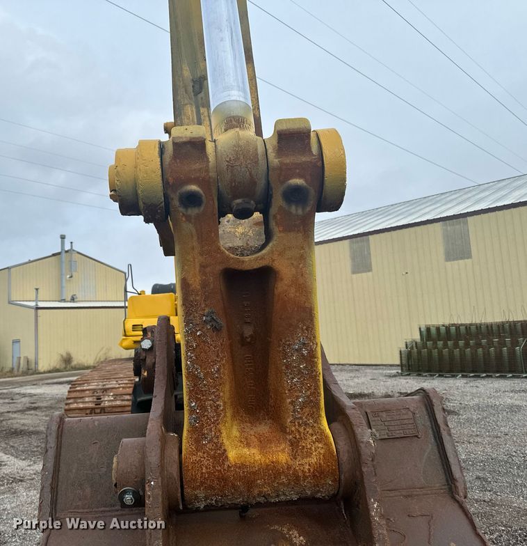 image for item DW2436 2003 Komatsu PC400 excavator