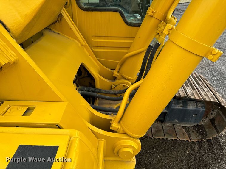 image for item DW2436 2003 Komatsu PC400 excavator