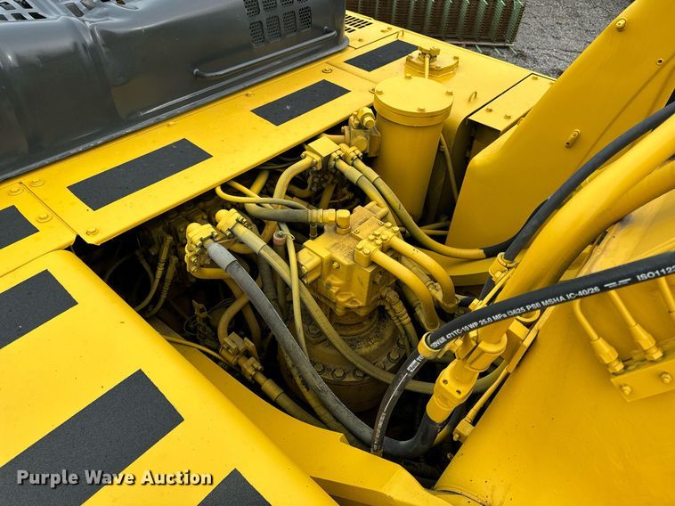 image for item DW2436 2003 Komatsu PC400 excavator