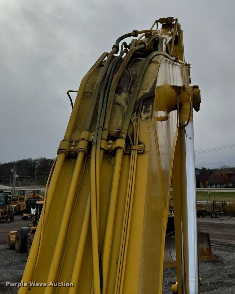 image for item DW2436 2003 Komatsu PC400 excavator