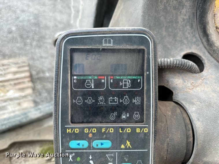 image for item DW2436 2003 Komatsu PC400 excavator