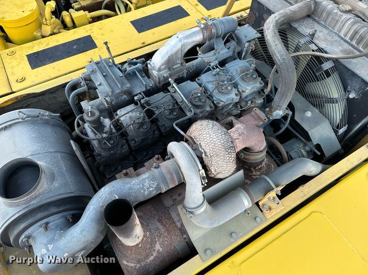 image for item DW2436 2003 Komatsu PC400 excavator