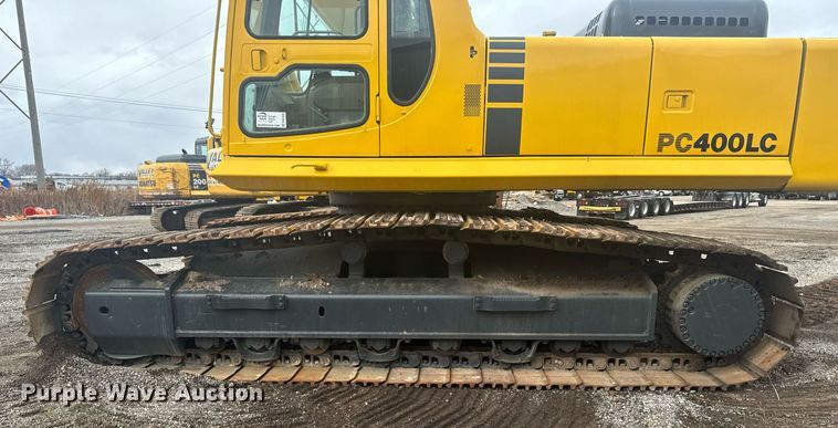 image for item DW2436 2003 Komatsu PC400 excavator