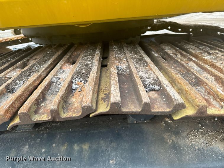 image for item DW2436 2003 Komatsu PC400 excavator