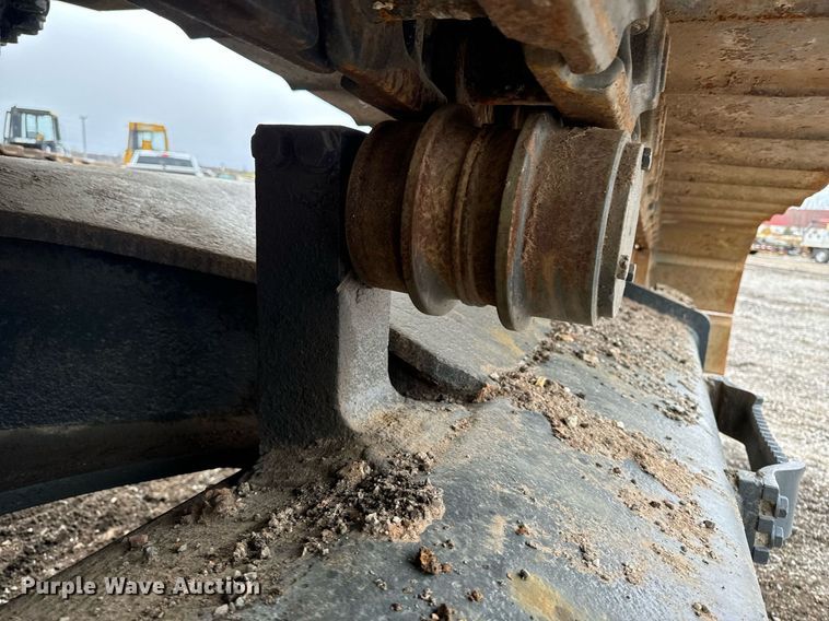 image for item DW2436 2003 Komatsu PC400 excavator