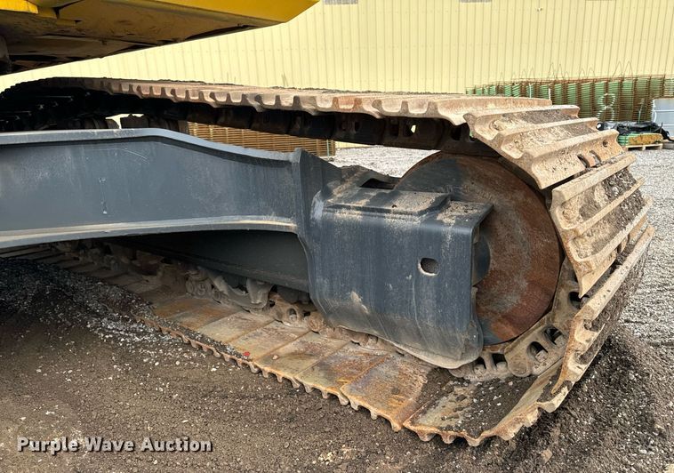 image for item DW2436 2003 Komatsu PC400 excavator