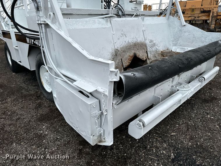 image for item DW2437 CMI MTP-400 roll material placer