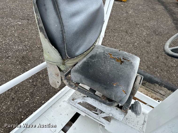 image for item DW2437 CMI MTP-400 roll material placer