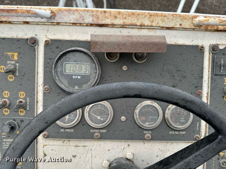 image for item DW2437 CMI MTP-400 roll material placer