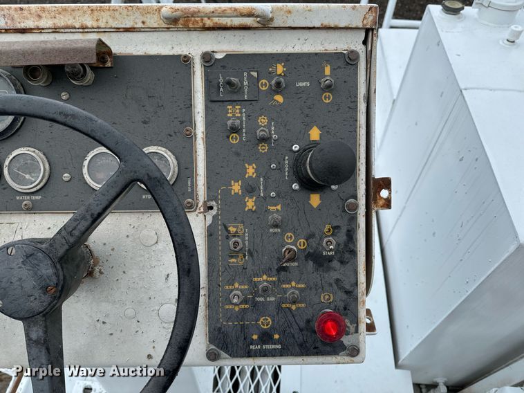 image for item DW2437 CMI MTP-400 roll material placer