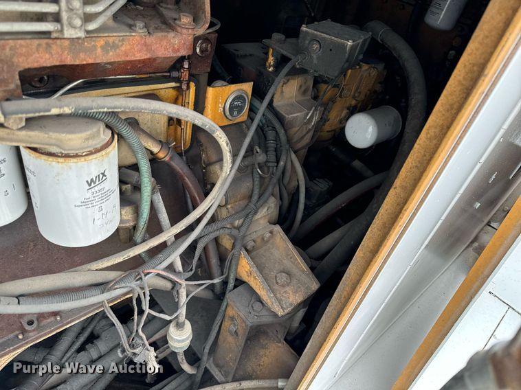 image for item DW2437 CMI MTP-400 roll material placer