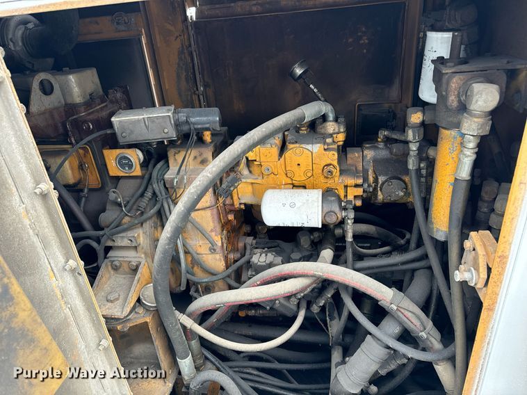 image for item DW2437 CMI MTP-400 roll material placer