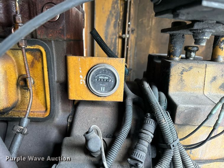 image for item DW2437 CMI MTP-400 roll material placer