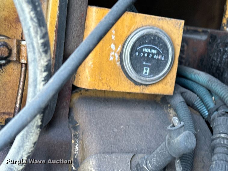 image for item DW2437 CMI MTP-400 roll material placer