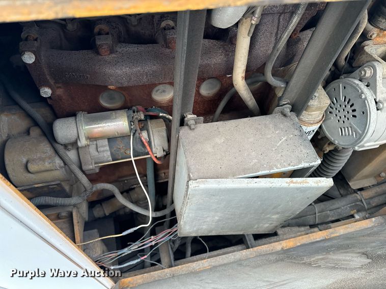 image for item DW2437 CMI MTP-400 roll material placer