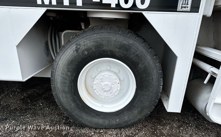 image for item DW2437 CMI MTP-400 roll material placer