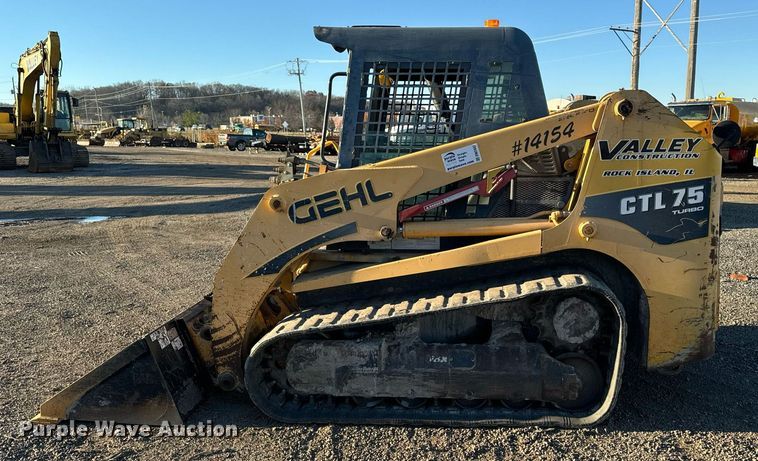 image for item DW2442 2012 Gehl CTL75 tracked skid steer loader