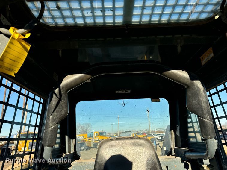 image for item DW2442 2012 Gehl CTL75 tracked skid steer loader